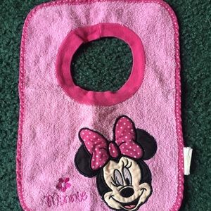 Minnie Mouse bib